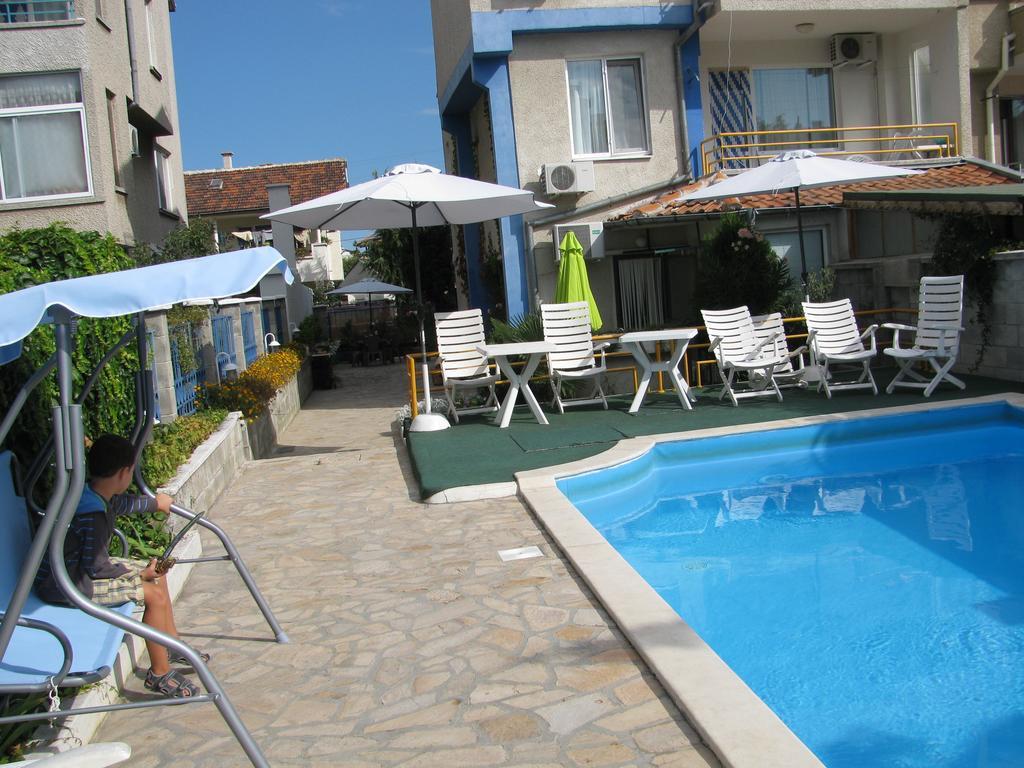 Villa Sens Chernomorets Ngoại thất bức ảnh